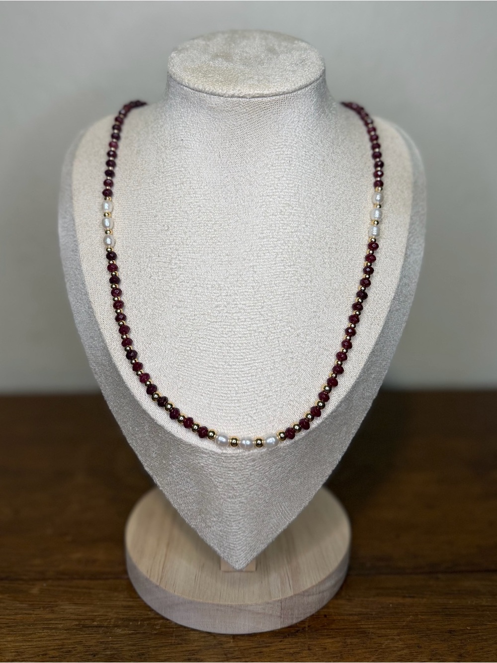ARTISAN Velvet Rose Garnet Bead Necklace with Freshwater Pearls